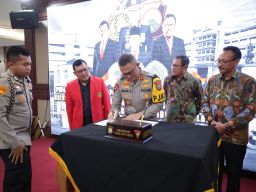 Polda Jatim Teken Kerjasama dengan Perguruan Tinggi Tingkatkan SDM Unggul Polri