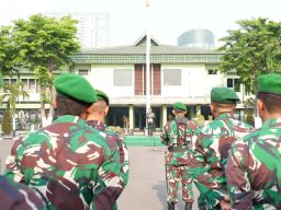 HUT ke-79 TNI Kepala Staf Korem Bhaskara Jaya Pimpin Upacara