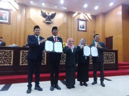 Adi Sutarwijono, Ditetapkan Menjadi Ketua DPRD Surabaya Periode 2024-2029