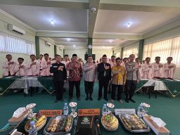 Sosialisasi Bahaya Radikalisme di Ponpes Bumi Sholawat Sidoarjo
