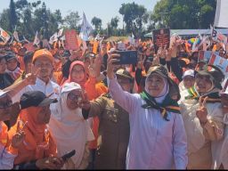 Pilgub Jatim, Ratusan Jurkam Emak-Emak PKS Kota Surabaya Siap Menangkan Khofifah Emil
