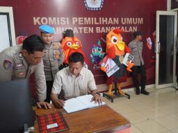 Polres Bangkalan Perketat Penjagaan Kantor KPU dan Bawaslu