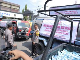 Dropping Air Bersih Lima Kecamatan di Lamongan