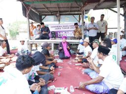 Diskusi dengan Nelayan, Luluk Siap Sulap Kampung Nelayan jadi Desa Wisata