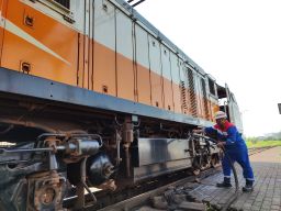 Transportasi Kereta Api Dukung Efektifitas Penggunaan BBM Bersubsidi
