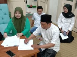 Saling Support Program Kerja, Fatayat NU Surabaya Teken MoU dengan LPBHNU