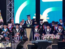 Dies Natalis ke-64, ITS Beri Penghargaan Kepada Presiden Prabowo