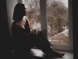 Kenapa Orang yang Tidak Punya Uang Lebih Mudah Emosi? Ini Penjelasannya!