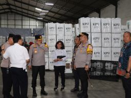Bersama Forkompinda Polres Pelabuhan Tanjung Perak Sidak Gudang Logistik KPU