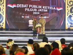 Hasto Kristiyanto Sebut Gagasan Risma-Gus Hans Konkret dan Membumi