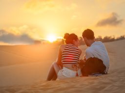 Bilang Rindu atau Kangen? Pahami Dulu Bedanya!