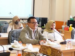 PT SIER Serahkan Deviden Rp16,59 Miliar ke Pemkot Surabaya