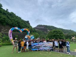 Awal Tahun 2025, AMI Ajak Pengurus Nikmati Pesona Pulau Dewata