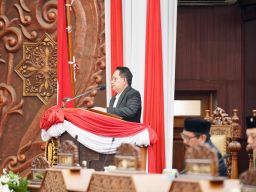 Dua BUMD Jatim Berubah Jadi Perseroda, Fokus Tingkatkan Kinerja dan Kesejahteraan