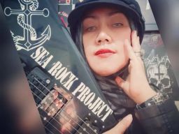 10 Lagu Rock Ikonik Mel Shandy yang Menggema di Era Keemasan