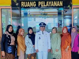 Kades Sukodono dan Staf Pemdes Ucapkan Selamat Hari Jadi Sidoarjo ke-166