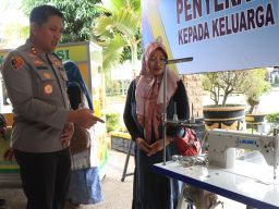 Keluarga Korban Kanjuruhan Terima Bantuan Program Berkelanjutan