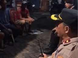 Cegah Curanmor Polsek Simokerto Bagikan 100 Kunci Ganda