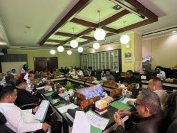 Sengketa Lahan Gunung Sari Indah Memanas, DPRD Surabaya Gelar Rapat Dengar Pendapat