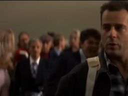 "Die Hard" Aksi Menegangkan dalam Gedung Pencakar Langit