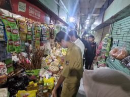 Pastikan Stabilitas Harga Bahan Pokok, Satgas Pangan Sidak Dua Pasar