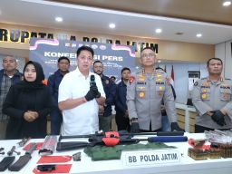 Polda Jatim Berhasil Gagalkan Penyelundupan Senjata di Bojonegoro Diduga Untuk KKB Papua