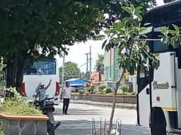 Marak Angkutan Online, Penumpang Bus di Pemalang Tergerus