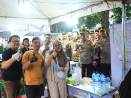 Kapolres Bondowoso Tinjau Pengamanan Bazar Ramadan 2025 di Alun-Alun