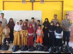 Ramadan Berkah, Kapolsek Rajagaluh Santuni Yatim di Desa Cisetu