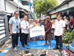 BRI Sidoarjo Salurkan 3.000 Paket Sembako Sasar Warga Kurang Mampu