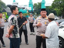 Polres Pelabuhan Tanjung Perak Sosialisasi Hotline Mudik Polri 110