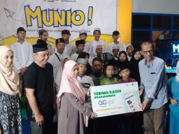 Munio Ke-6 di Stikosa AWS: Diskusi Puasa, Santunan, dan Buka Bersama