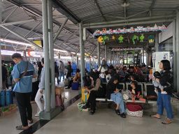 Lonjakan Penumpang, 490 Ribu Pengguna Commuter Line Lokal Surabaya Terlayani Selama Lebaran 2025