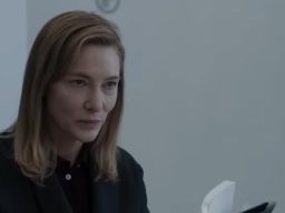 “TAR” (2022) Ketika Simfoni Kejayaan Menjadi Nada Kejatuhan