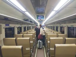 May Day KAI Daop 8 Imbau Pelanggan Datang Lebih Awal ke Stasiun