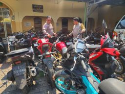 Polres Pelabuhan Tanjung Perak Sita 29 Sepeda Motor