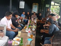 Perkuat Sinergi, WaGs Gelar Halal Bihalal Bersama Kapolsek dan Camat Menganti