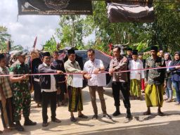 Koramil Klampis Dukung Pemberdayaan Ekonomi Lewat Bazar UMKM Desa Manonggal