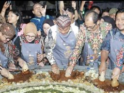 HJKS ke 732, Yona: Rujak Uleg Simbol Keberagaman dan Kebersamaan Warga Surabaya