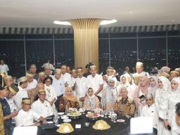 Khofifah Hadiri Halal Bihalal KKSS Jatim, Tegaskan Pentingnya Peran Keluarga dan Pendidikan