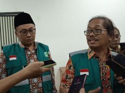Lahan Kosong dan TPS Jadi Sorotan DPRD Surabaya Saat Sidak di Pasar Kembang