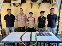 Diduga Akan Tawuran Dua Remaja Bersenjata Tajam Diringkus