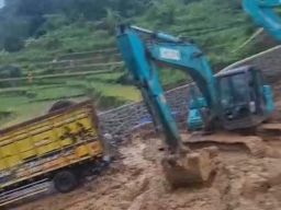 Proyek Listrik di Talaga Dikecam FKPDAS Majalengka