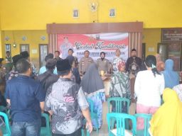 Jumat Curhat Sosialisasi Siskamling dan Pemahaman Jenis Narkoba