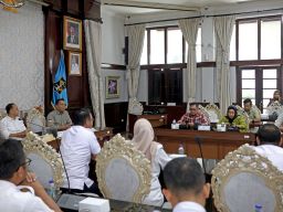 Eri Cahyadi: UMKM Boleh Jualan di Parkiran Swalayan, Asal Terdata Resmi