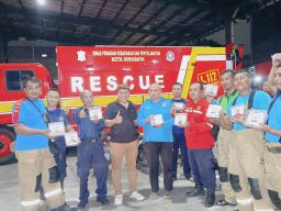 Ketua Komisi A DPRD Surabaya Salurkan Ribuan Paket Daging Kurban