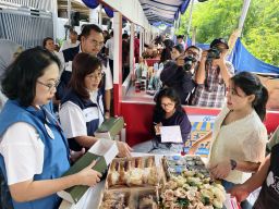 Puluhan UMKM Berpartisipasi di FIFestival Street Food 2025