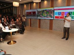 Surabaya Percepat Layanan Perizinan, Pemkot Sediakan Pendampingan dan Sistem Transparan