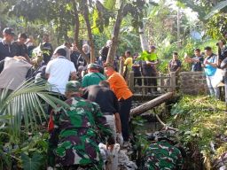 Wujud Sinergi Forkopimcam dan Pemdes, GEBER JUMAT Gaungkan Budaya Hidup Bersih