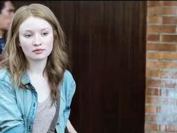 Sleeping Beauty Keindahan Terlipat dalam Kekosongan